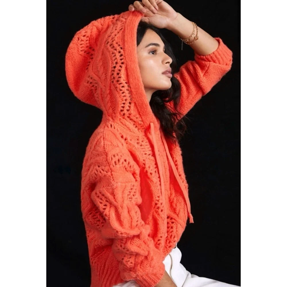 Pilcro Anthropologie Oversized Yarn Knit Cable-Knit Hoodie in Coral L